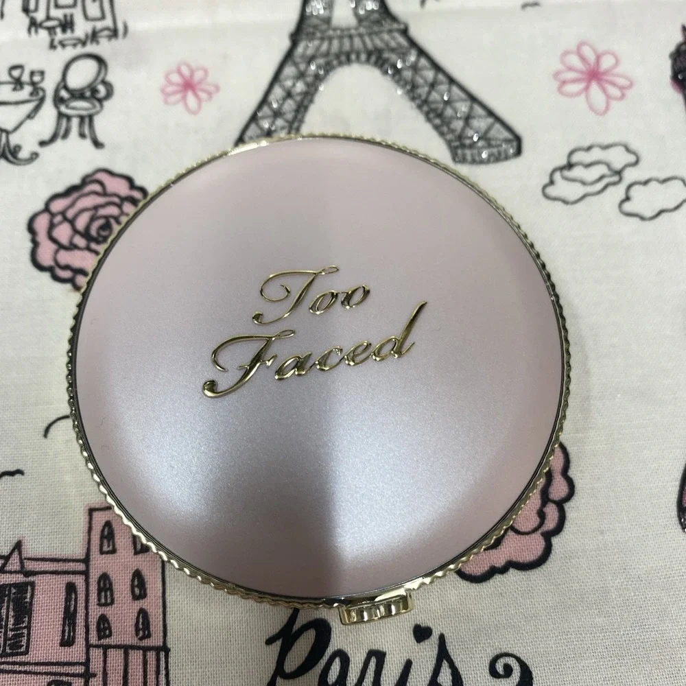 Too‎ Faced Moon Crush/SUMMER MOON HIGHLIGHTER/BRAND NEW/.24 OZ